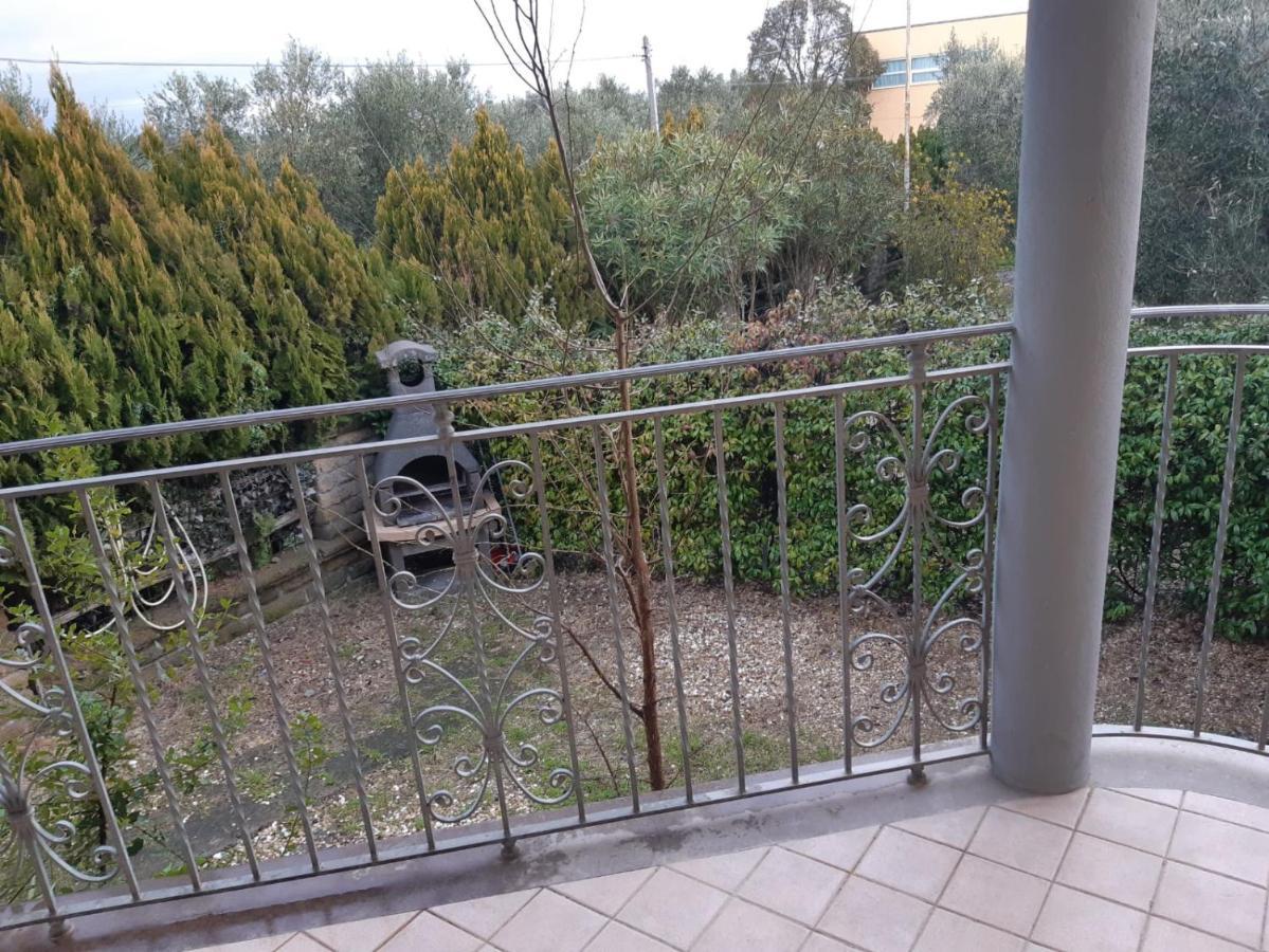 Le Casette In Collina Cerveteri Bagian luar foto